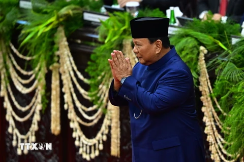 Ông Prabowo Subianto tuyên thệ nhậm chức Tổng thống Indonesia tại Jakarta ngày 20/10/2024. (Ảnh: THX/TTXVN)