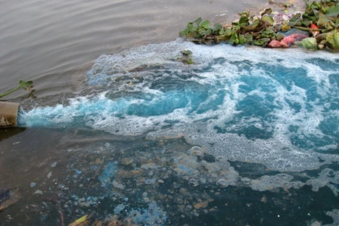 Hưng Yên phạt một công ty xả thải gây ô nhiễm gần 220 triệu đồng