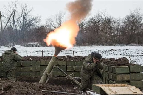 Mỹ, EU hối thúc các bên "lập tức" ngừng bắn tại Ukraine