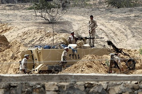 Quân đội Ai Cập tiếp tục phá hủy đường hầm ở biên giới Gaza