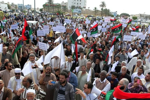 Đụng độ đẫm máu lại xảy ra tại thủ đô của Libya