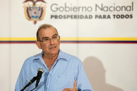 Trưởng đoàn đàm phán của FARC Humberto de la Calle phát biểu tại cuộc họp báo ngày 6/11 ở Havana, Cuba. (Nguồn: AFP/TTXVN)