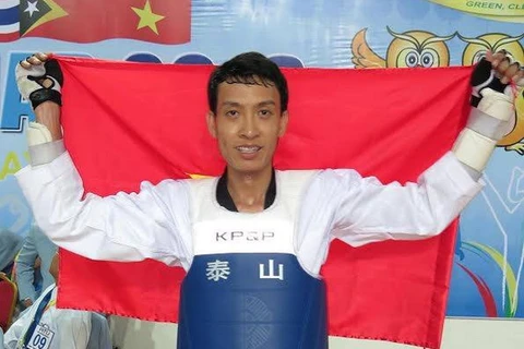 Lê Huỳnh Châu "giải khát" vàng cho thể thao Việt Nam