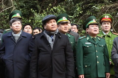 Phó Thủ tướng kiểm tra phòng chống buôn lậu ở Lạng Sơn