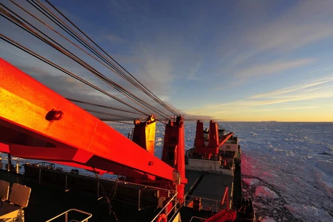 Mỹ cử tàu phá băng tới Nam Cực giải cứu tàu Nga và Trung Quốc