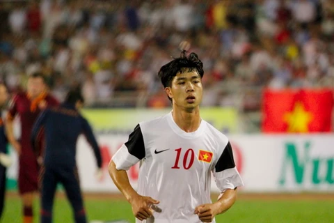 HLV U19 Tottenham lo lắng khi đối đầu U19 Việt Nam