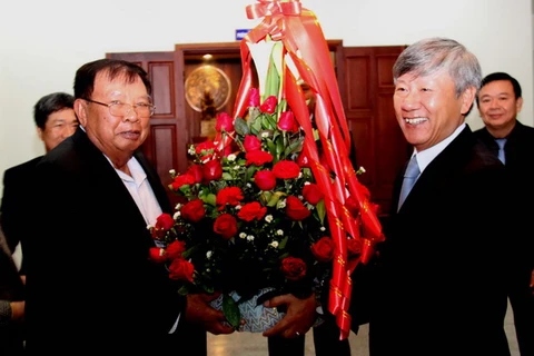 Đại sứ quán Việt Nam tại Lào mừng Xuân Giáp Ngọ 2014