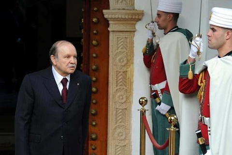 Tổng thống Algeria Bouteflika ra ứng cử nhiệm kỳ thứ tư