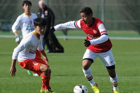 Chùm ảnh U19 Việt Nam đè bẹp U19 Arsenal tại London