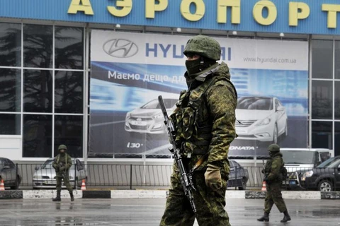 Phái viên Liên hợp quốc ở Crimea nói bị các tay súng đe dọa