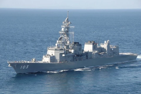 Bốn tàu chiến Trung Quốc tiếp cận lãnh hải Nhật Bản
