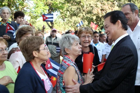 Báo chí Cuba đưa tin đậm nét về chuyến thăm của Thủ tướng