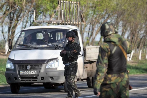 Nga: Ukraine không được sử dụng quân đội tại miền Đông Nam 
