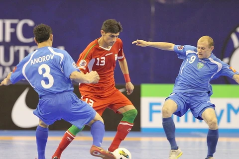 Đua nhau hủy diệt, Nhật Bản đối đầu Iran ở chung kết Futsal