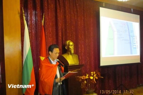 Cộng đồng người Việt ở Bulgaria míttinh phản đối Trung Quốc
