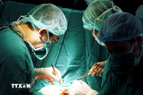 Khánh Hòa: Cứu sống bệnh nhân bị vật nhọn đâm thủng tim