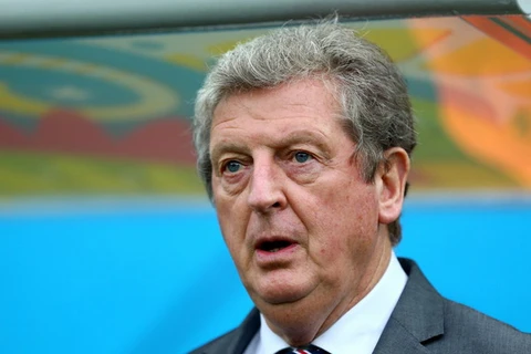 HLV Roy Hodgson "cay đắng" gửi lời cầu cứu đến tuyển Italy