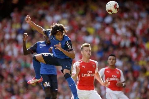 Radamel Falcao khiến Arsenal phải ôm hận tại Emirates Cup
