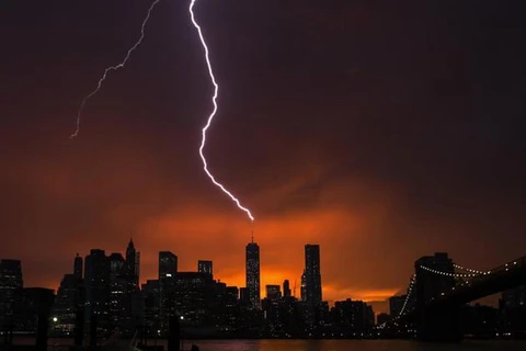 Quang cảnh kỳ thú trên bầu trời của thành phố New York