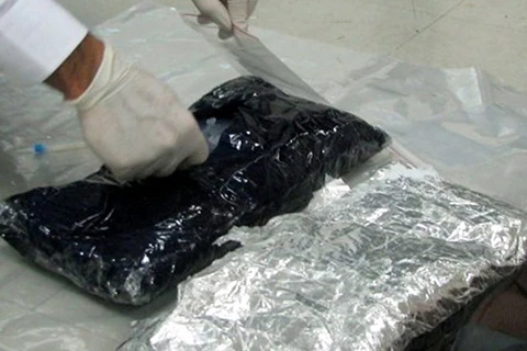 Bắc Giang bắt quả tang đối tượng vận chuyển 6kg ma túy đá