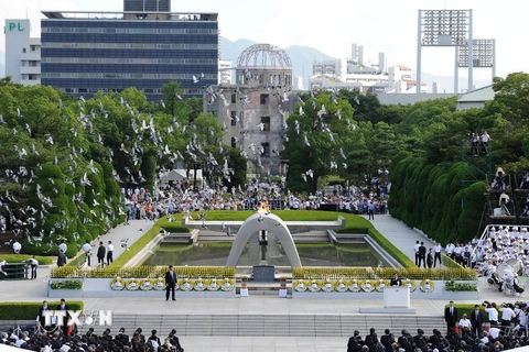 [Photo] Tưởng niệm ngày Mỹ ném bom nguyên tử xuống Hiroshima