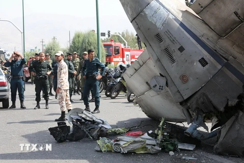 Tai nạn máy bay tại Iran: Chỉ còn 10 nạn nhân sống sót