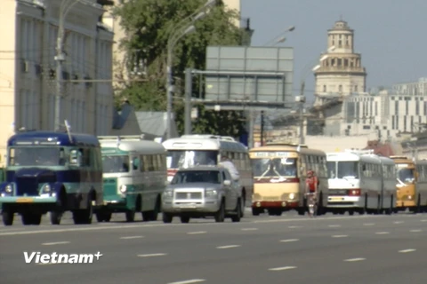 Moskva kỷ niệm 90 năm tuyến xe buýt đầu tiên bắt đầu hoạt động