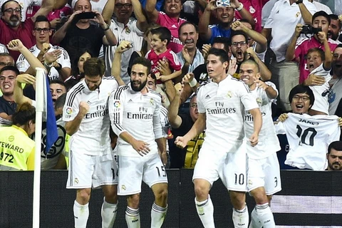 "Bom tấn" James Rodriguez ghi bàn thắng đầu tiên cho Real