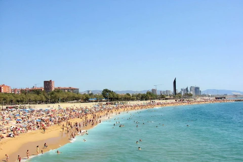 Tây Ban Nha lần đầu tiên thu hút hơn 9 triệu lượt khách du lịch