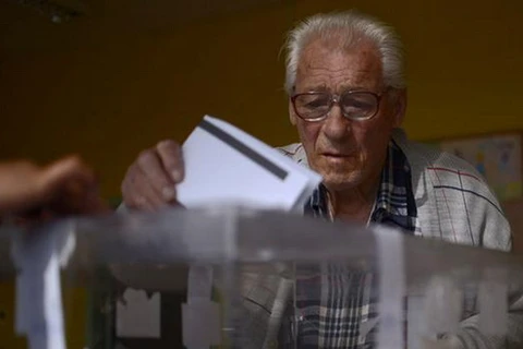 Cử tri Bulgaria bắt đầu bỏ phiếu bầu cử quốc hội trước thời hạn