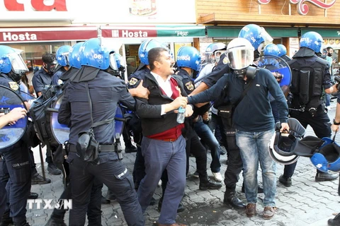 Thổ Nhĩ Kỳ cam kết trấn áp các hành vi bạo lực trong biểu tình