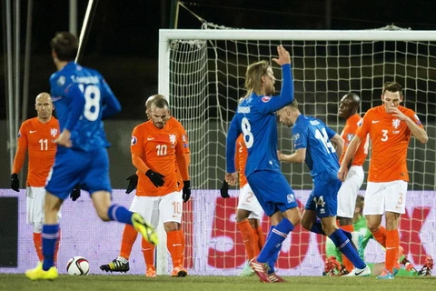 Kết quả: Hà Lan nếm cay đắng trước Iceland, Italy mất ngôi đầu