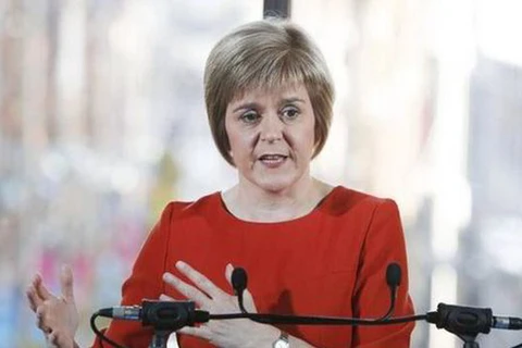 Scotland: Bà Nicola Sturgeon sẽ trở thành nữ thủ hiến đầu tiên 