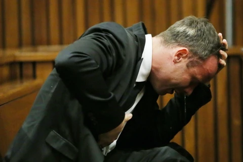 Oscar Pistorius xin không vào tù do lo ngại bị tấn công tình dục