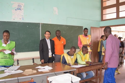 Việt Nam tham gia giám sát hoạt động bầu cử tại Mozambique