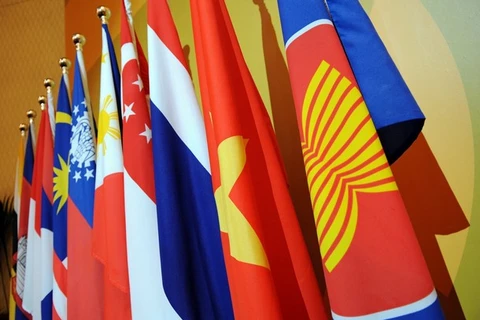 ASEAN xúc tiến thiết lập “đường dây nóng” về quốc phòng