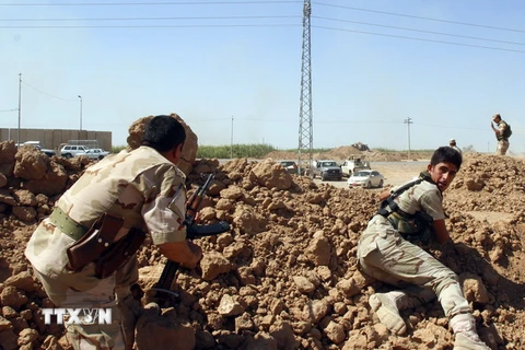 Thổ Nhĩ Kỳ cho phép người Kurd qua lãnh thổ để bảo vệ Kobane