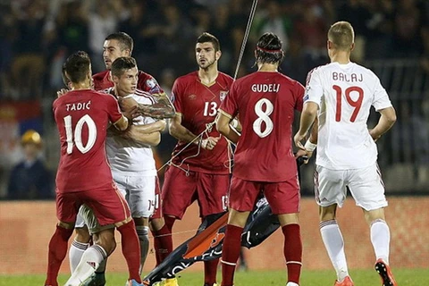 UEFA đưa ra phán quyết sau màn ẩu đả ở trận Serbia-Albania