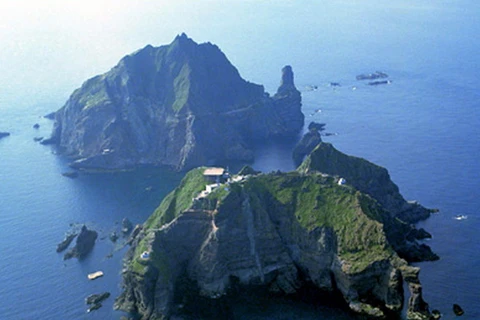 Hàn Quốc xúc tiến dự án xây dựng trên quần đảo tranh chấp
