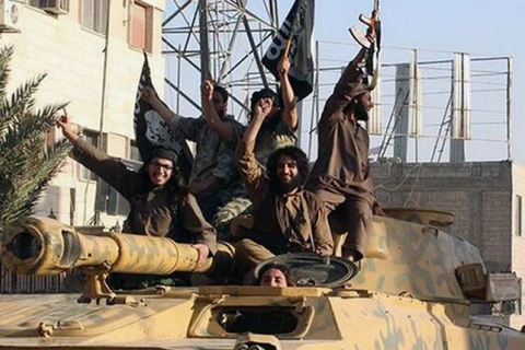 Phiến quân IS và Al-Qaeda bí mật gặp gỡ để lập liên minh