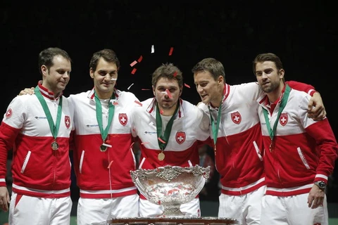 Thể thao tuần qua: Federer vô địch Davis Cup, Hamilton lên ngôi F1