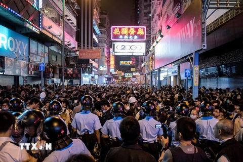 Chính quyền Hong Kong lên án “các phần tử cấp tiến bạo lực”