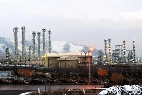 Iran bác cáo buộc của Mỹ về việc mua thiết bị cho lò phản ứng Arak