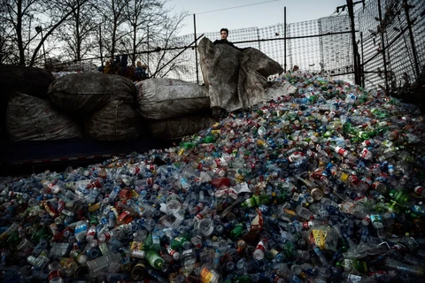 Cận cảnh "bãi rác khổng lồ" ở thủ đô Bắc Kinh của Trung Quốc