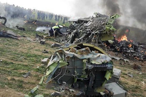 Rơi máy bay quân sự ở Trung Quốc, ít nhất 2 người thiệt mạng