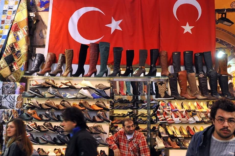 Thổ Nhĩ Kỳ bị “vạ lây” do lệnh cấm vận kinh tế đối với Nga