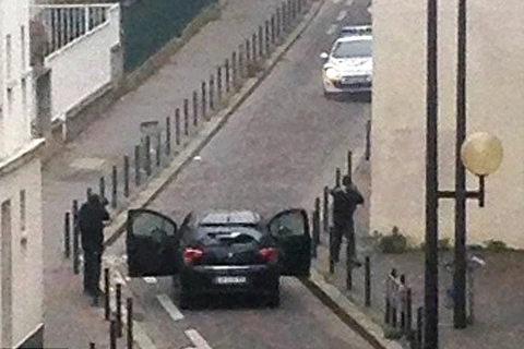 Nhận dạng 3 nghi can tấn công khủng bố tòa báo Charlie Hebdo