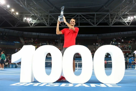 Federer vô địch Brisbane trong ngày cán mốc 1.000 chiến thắng