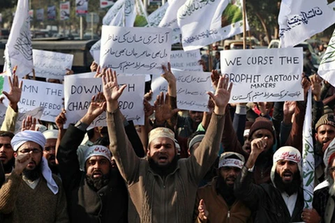 Biểu tình bạo lực tại Pakistan phản đối tạp chí Charlie Hebdo