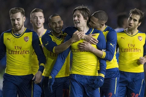 HLV Wenger đưa học trò "lên mây" sau chiến thắng của Arsenal